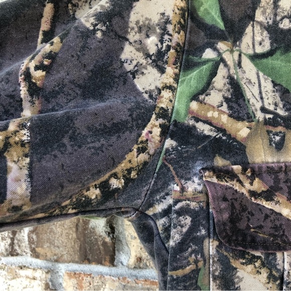 Trebark Cotton Blend Vintage Made in Usa Style 9007 Camouflage Button Shirt S - Picture 5 of 11